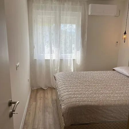 Mali Raj Appartement *